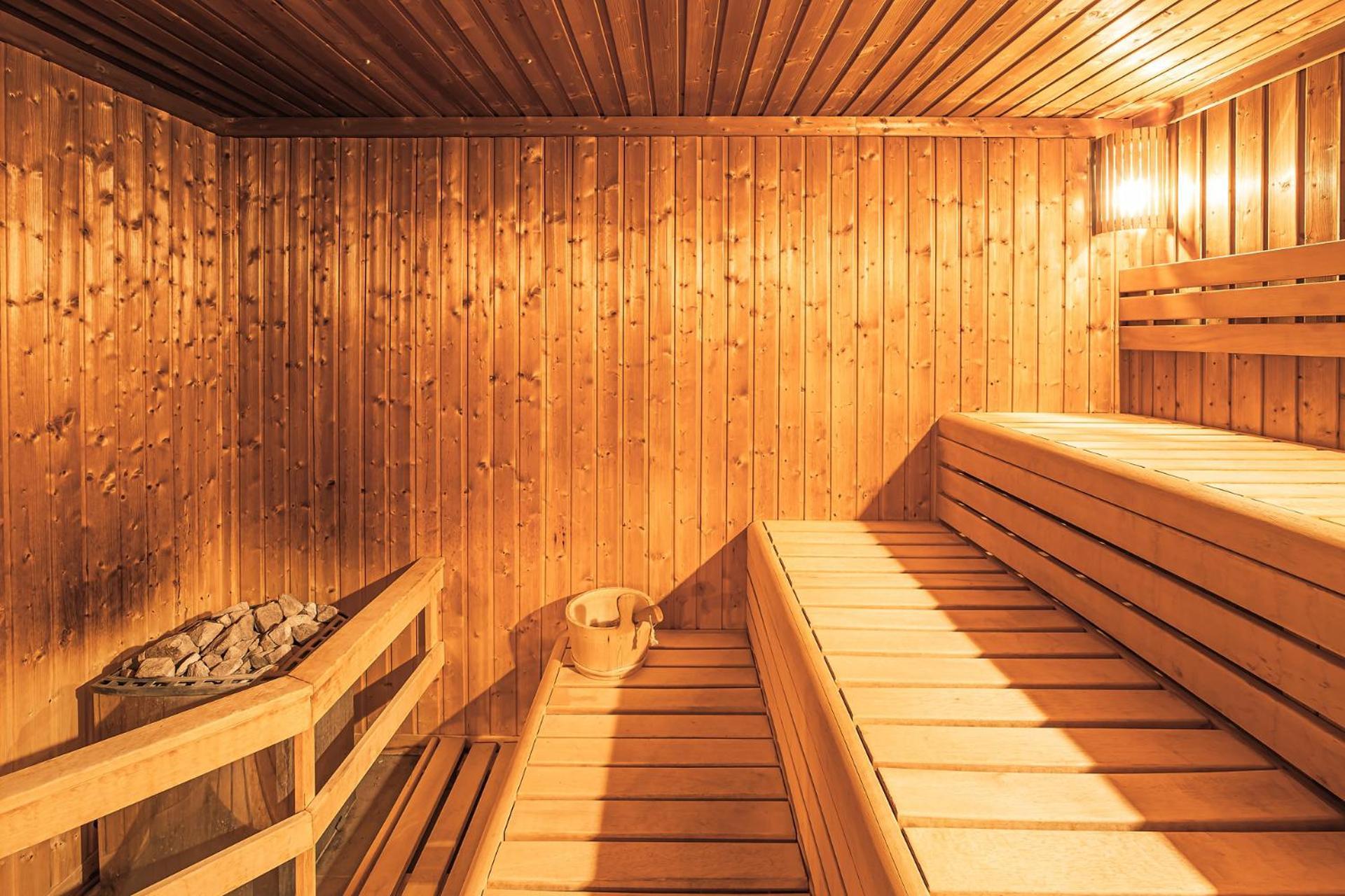 Komlo Hotel Gyula Εξωτερικό φωτογραφία