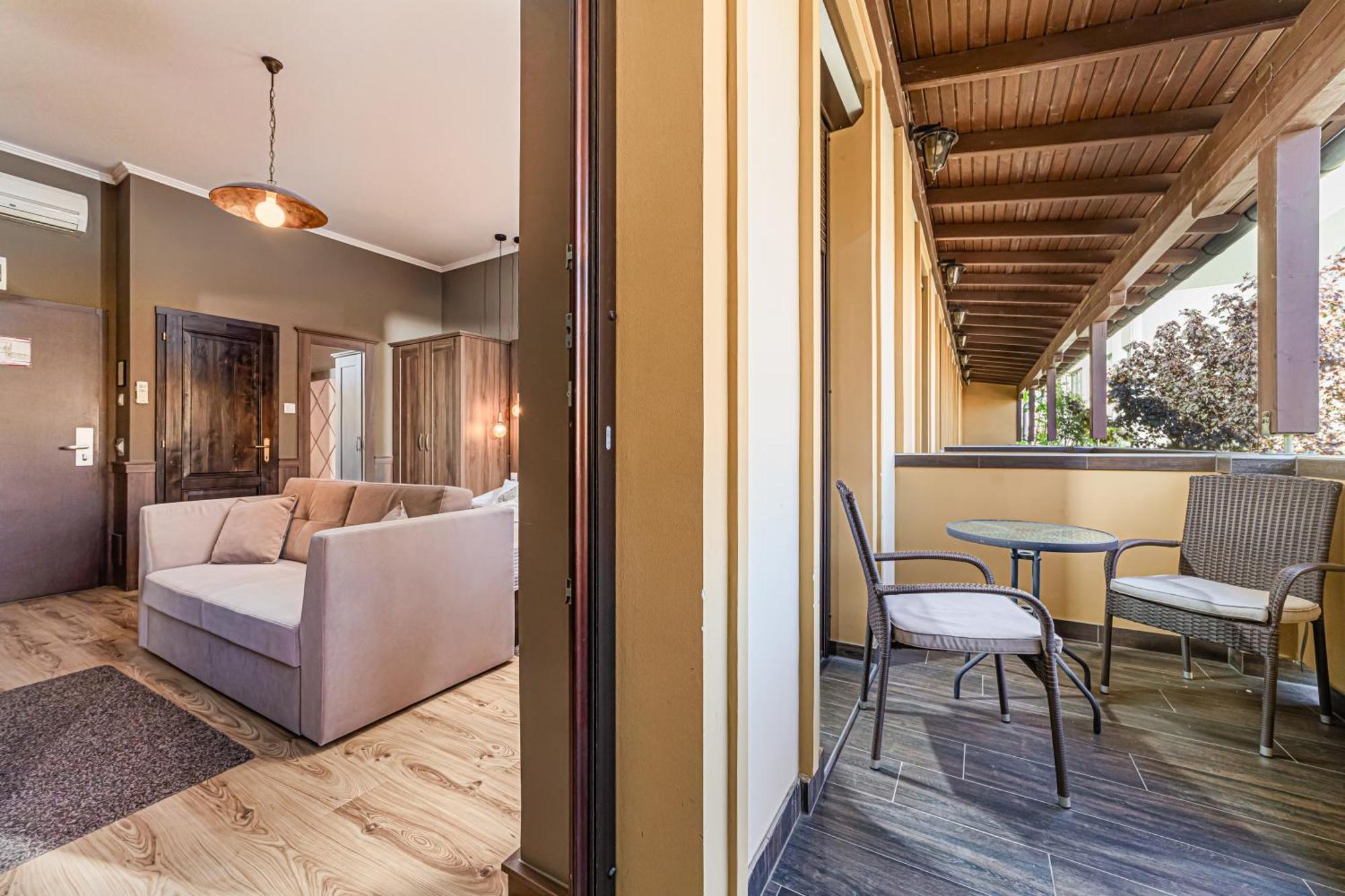 Komlo Hotel Gyula Εξωτερικό φωτογραφία