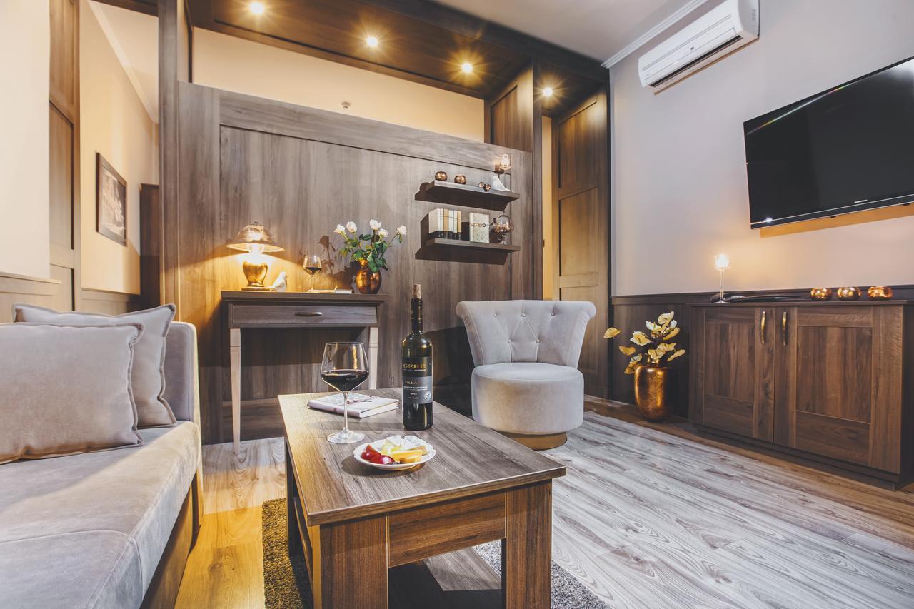 Komlo Hotel Gyula Εξωτερικό φωτογραφία