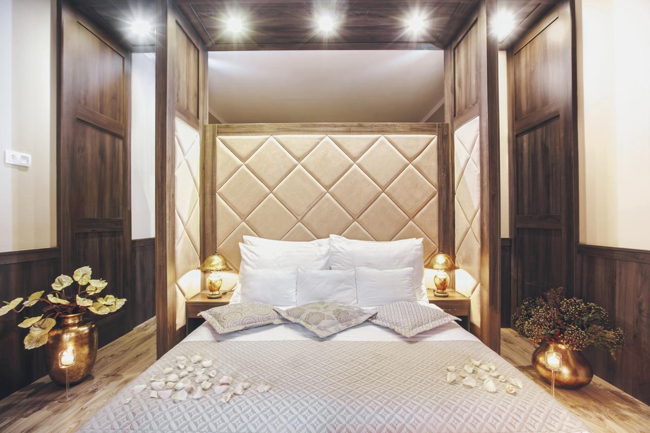 Komlo Hotel Gyula Εξωτερικό φωτογραφία